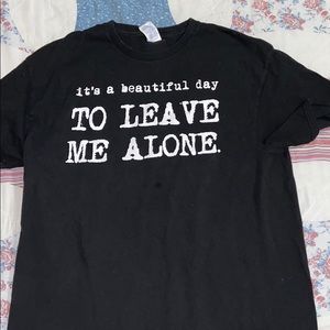 Leave me alone graphic black T-shirt